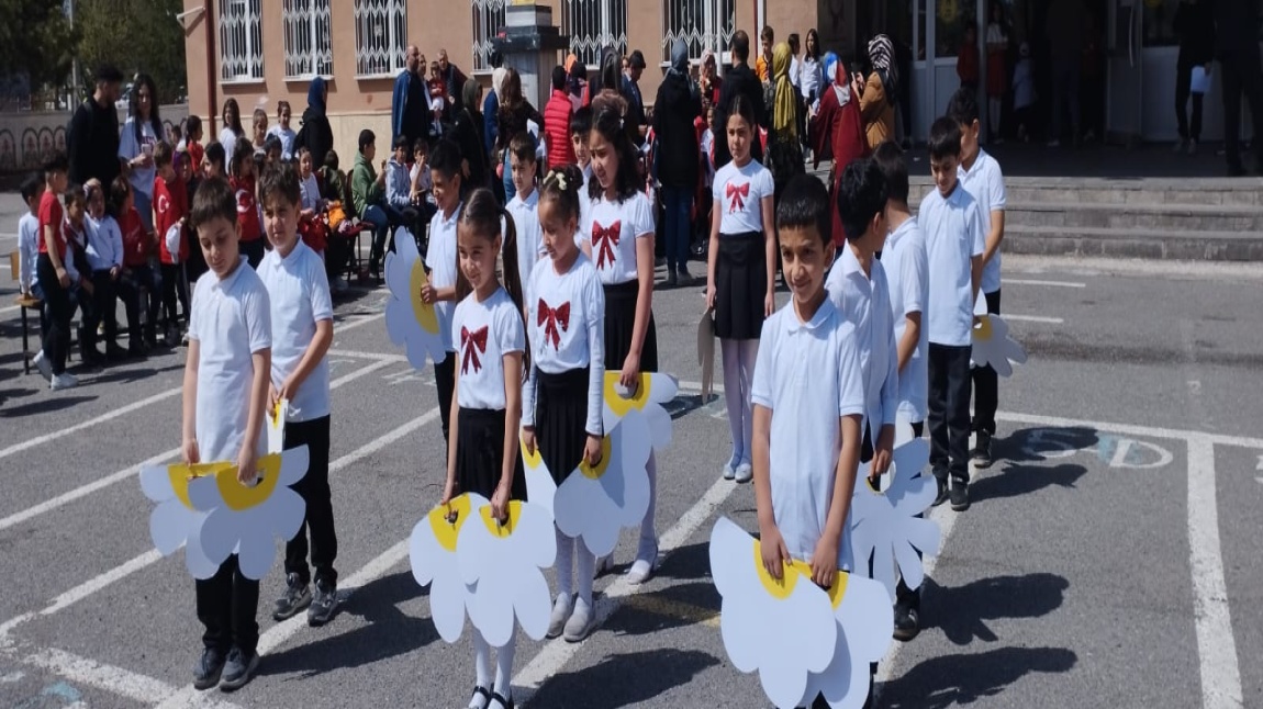 23 Nisan Okulumuzda Çoşkuyla Kutlandı