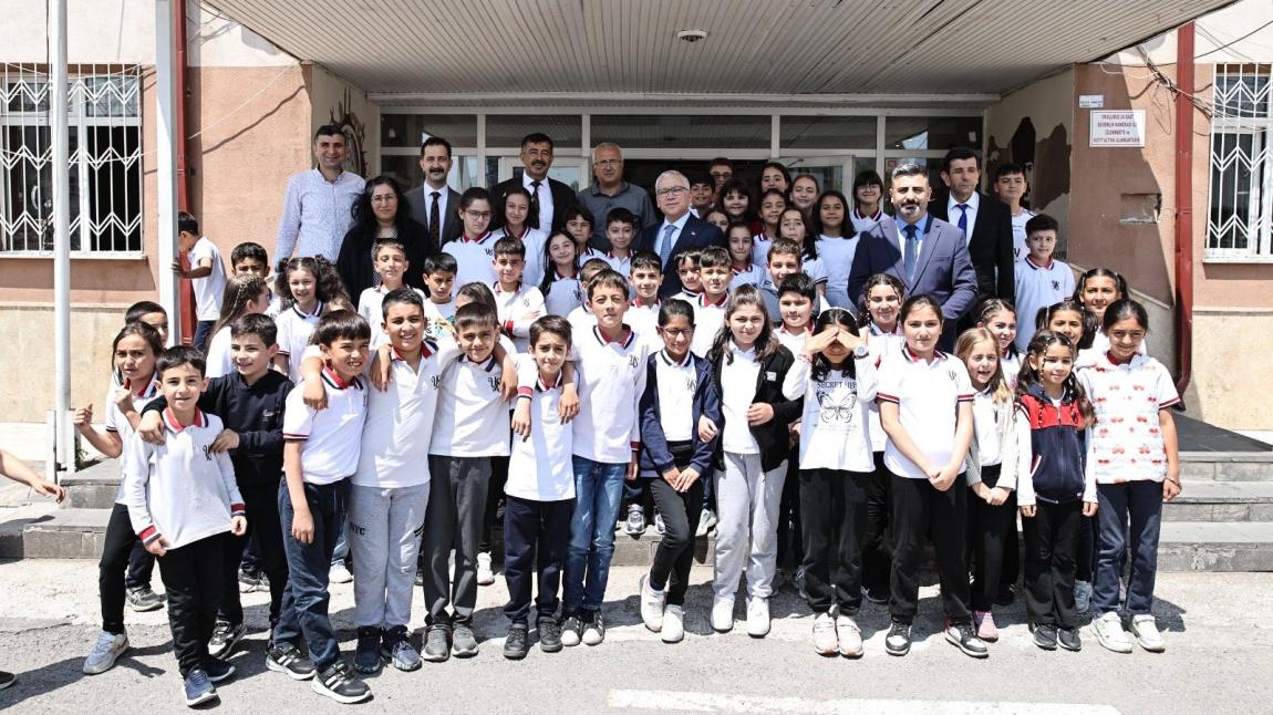 Sivas Valimiz Okulumuz Ziyaret Etti.
